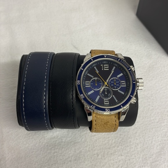 Quartz Movt 5165 Mens Watch with watch bands - Picture 3 of 7